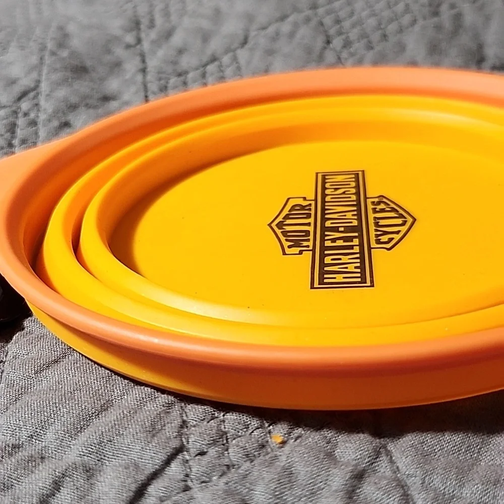 Portable, collapsible dog water bowl - Picture 5 of 5